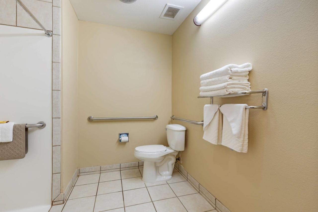 Best Western Plus Red River Inn Clarendon Luaran gambar